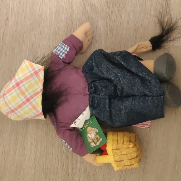 Family Doll Set with Basket - Multicolor - Picture 6 of 10